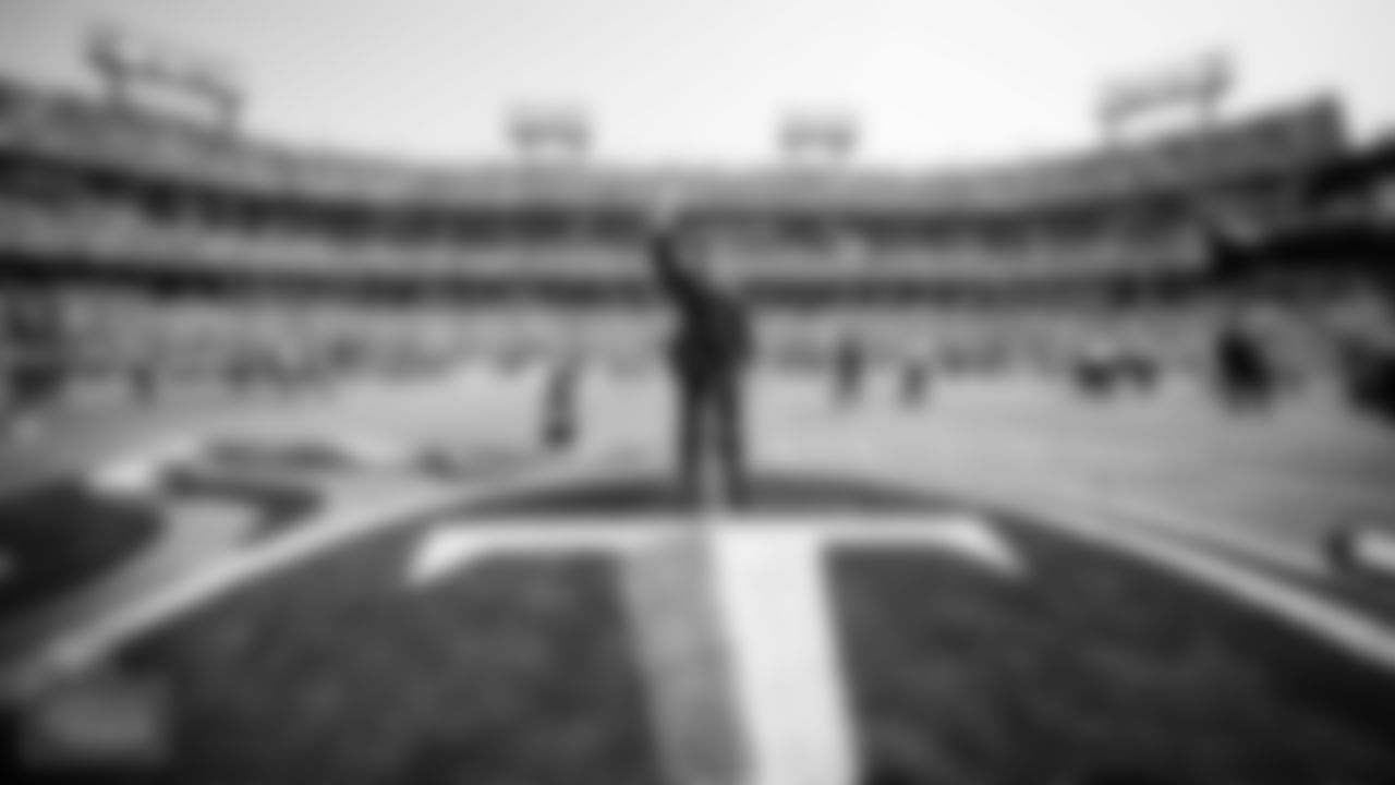 The Tennessee Titans and the Arizona Cardinals at Nissan Stadium on September 12, 2021 in Nashville, TN. Photo By Donald Page/Tennessee Titans