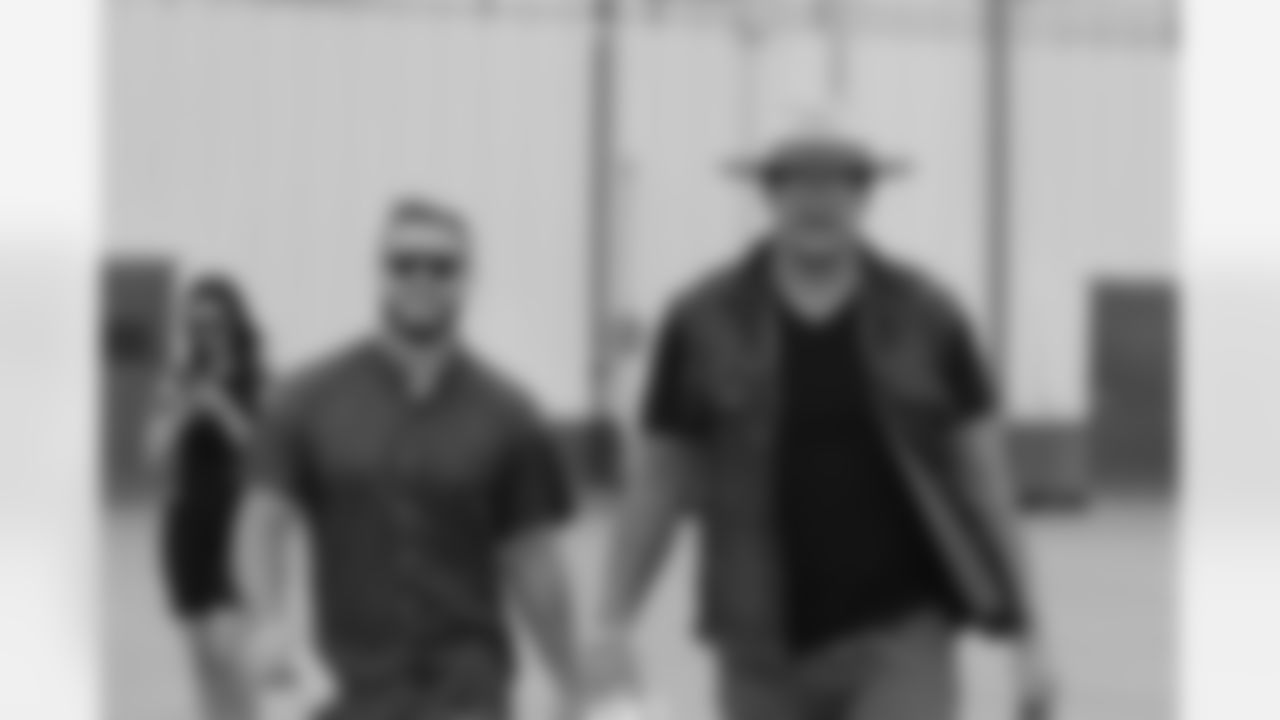 travel_steelers_201845006