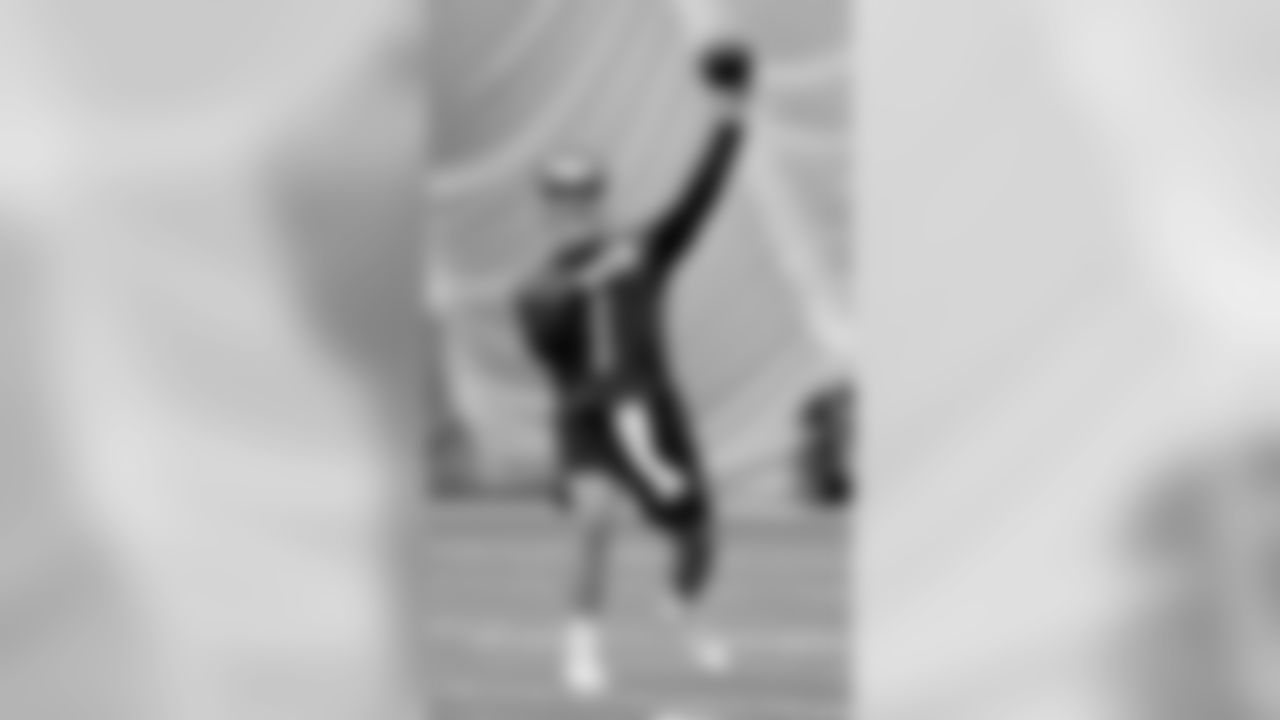 Tennessee Titans quarterback Brent Stockstill passes during NFL football rookie minicamp Saturday, May 11, 2019, in Nashville, Tenn. (AP Photo/Mark Zaleski)