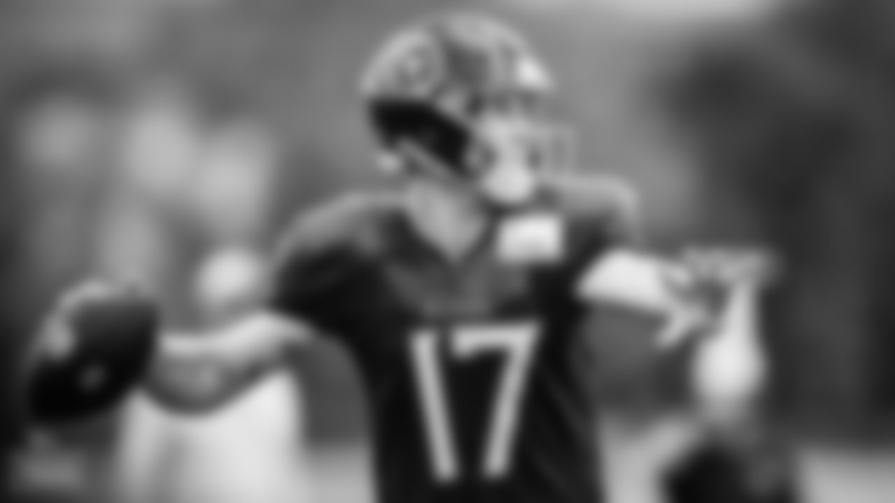 Quarterback Ryan Tannehill #17 of the Tennessee Titans during training camp at Saint Thomas Sports Park on August 05, 2022 in Nashville, TN. Photo By Donald Page/Tennessee Titans