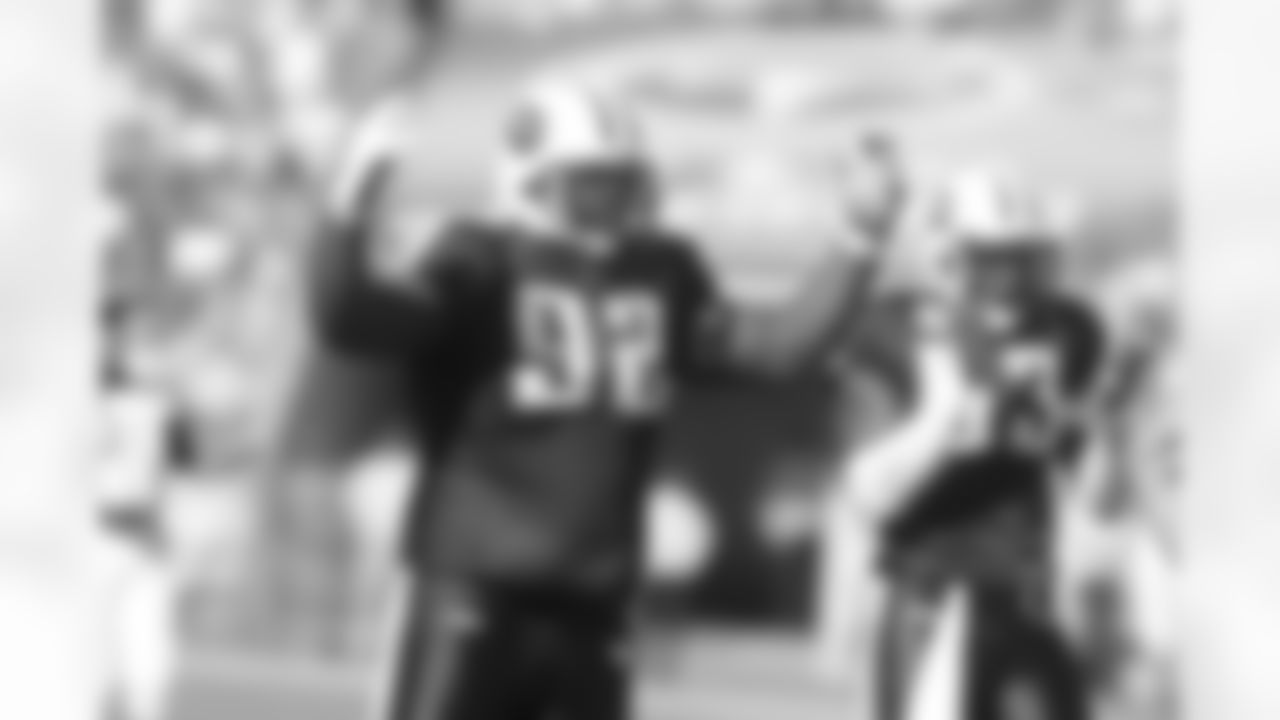 Albert Haynesworth in the 2002 NFL Draft is the most recent 15th overall pick selected by the Titans/Oilers franchise.