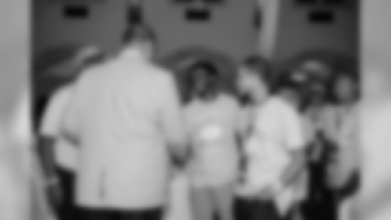 robert-brazile_2018-enshrinement_HOF_Party53798