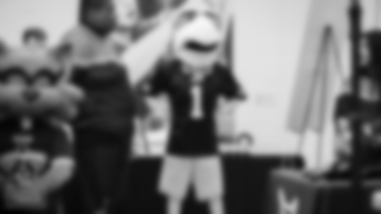COLUMBIA, TN - April 12, 2022 - The Official Titans Podcast hits the road for one of six live podcast events at the Roaden University Center at Tennessee Tech University in Cookeville, TN. Photo By Cameron Faulkner/Tennessee Titans