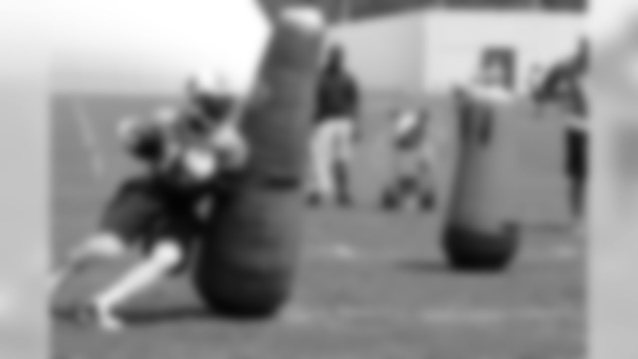 Titans players participate in an OTA (organized training activity) on Monday, June 14, 2010 at Baptist Sports Park in Nashville, Tenn.