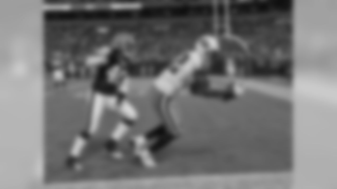 Tennessee Titans vs. Cleveland Browns in Cleveland, OH on August 29, 2009.