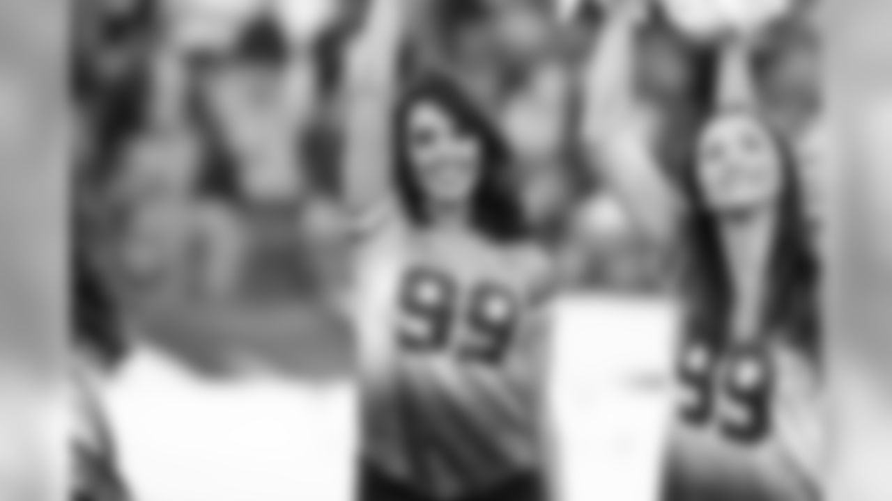 titans2018jets-cheer263402