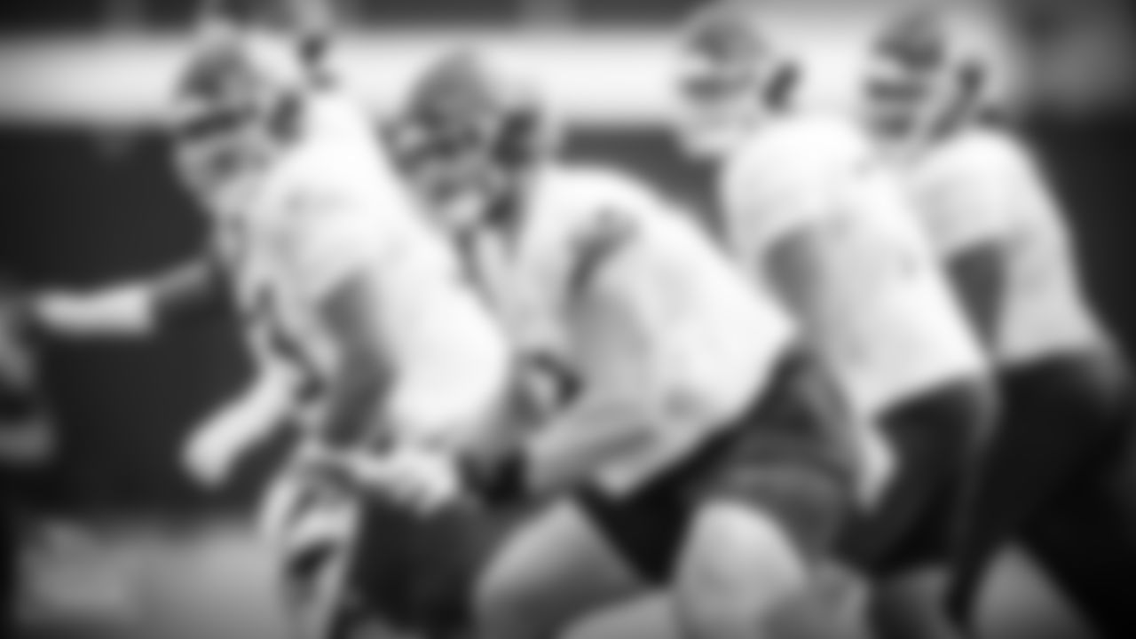 Offensive lineman David Quessenberry #72 of the Tennessee Titans during fall camp practice at Saint Thomas Sports Park on AUGUST 06, 2021 in Nashville, TN. Photo By Donald Page/Tennessee Titans