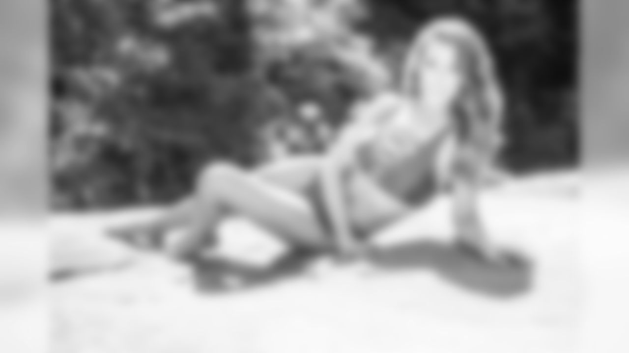 johnsie2018cheer64084seqn}