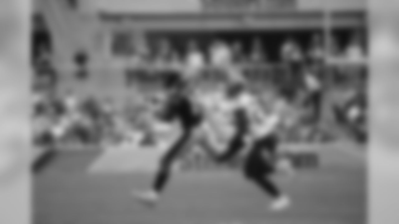 titans-steelers_2018d45177