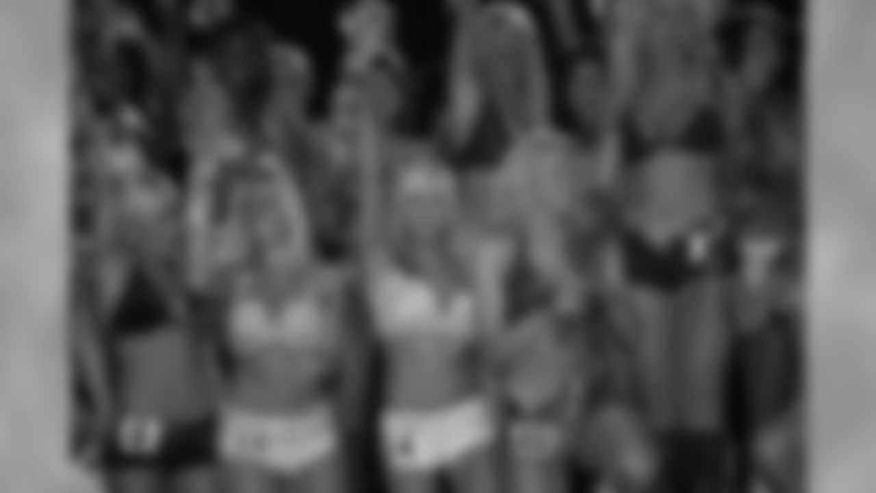 Cheerleader Final Auditions