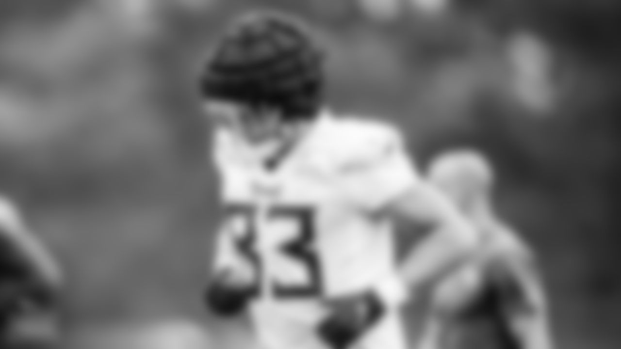 Tight end Kevin Rader #86 of the Tennessee Titans during practice at Ascension Saint Thomas Sports Park on September 22, 2022 in Nashville, TN. Photo By Cameron Faulkner/Tennessee Titans