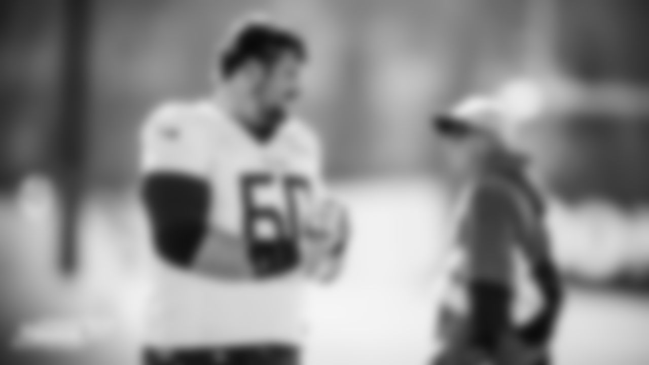 Center Ben Jones #60 of the Tennessee Titans during practice at Saint Thomas Sports Park on January 18, 2022 in Nashville, TN. Photo By Donald Page/Tennessee Titans
