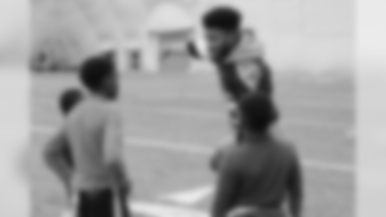 xmas2018kids64182seqn}