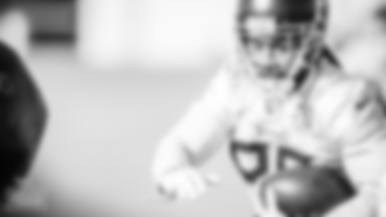 Tight end MyCole Pruitt #85 of the Tennessee Titans during practice at Saint Thomas Sports Park on December 15, 2021 in Nashville, TN. Photo By Donald Page/Tennessee Titans