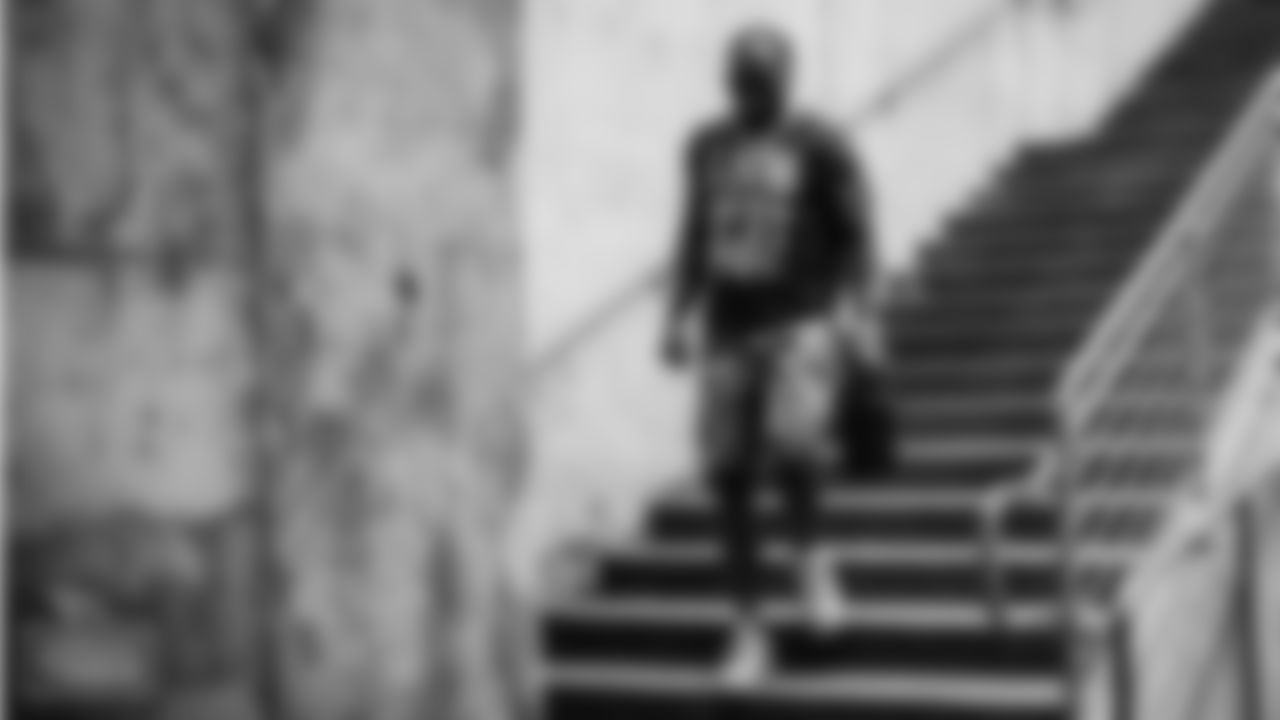 TR5_5942