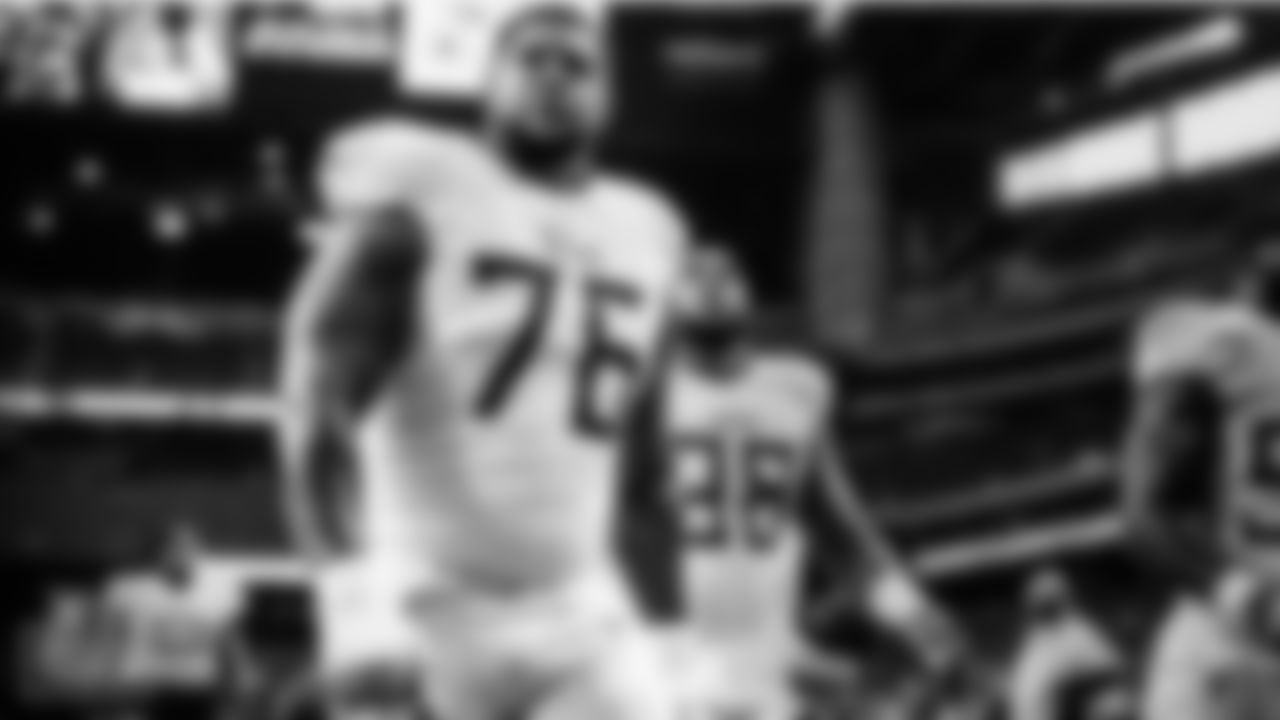 Guard Rodger Saffold III #76 of the Tennessee Titans during warm ups before the game between the Tennessee Titans and the Houston Texans at NRG Stadium on JANUARY 09, 2022 in Houston, TX. Photo By Donald Page/Tennessee Titans