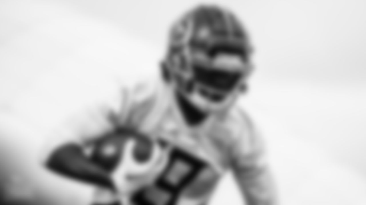 Wide receiver Chris Conley #19 of the Tennessee Titans during practice at Ascension Saint Thomas Sports Park on October 26, 2022 in Nashville, TN. Photo By Cameron Faulkner/Tennessee Titans