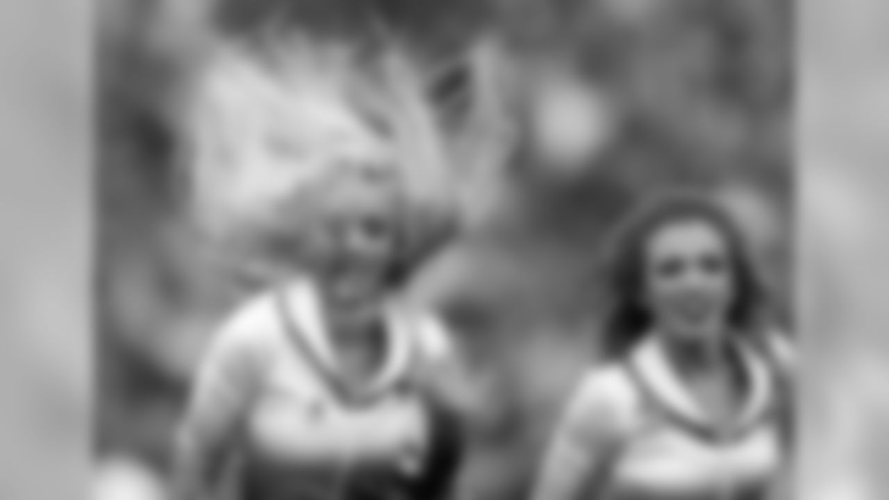 Tennessee Titans cheerleaders perform in the first half of an NFL football game between the Titans and the Baltimore Ravens Sunday, Oct. 14, 2018, in Nashville, Tenn. (AP Photo/Wade Payne)