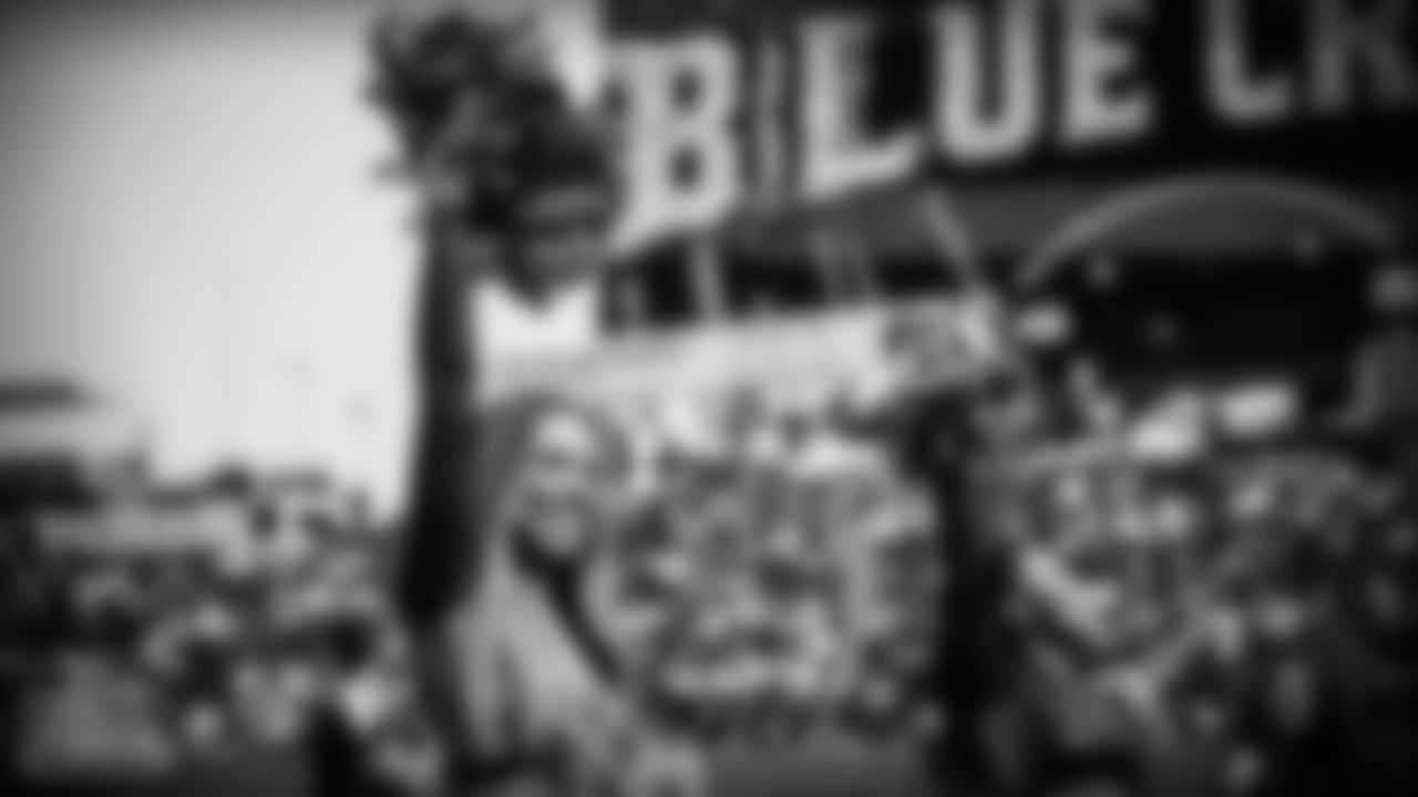 Titans Cheerleaders during the game between the Tennessee Titans and the Arizona Cardinals at Nissan Stadium on September 12, 2021 in Nashville, TN. Photo By Joe Howell/Tennessee Titans