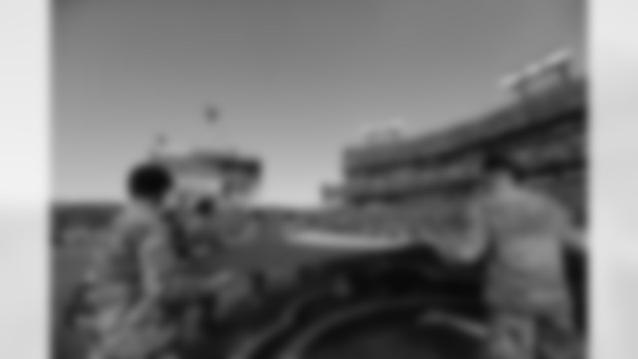 military2018titans60510