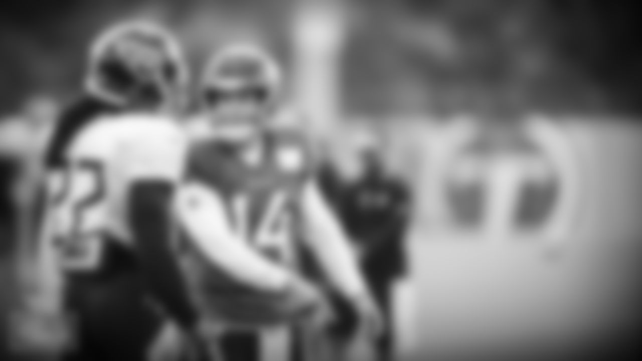 Matt Barkley during fall camp practice at Saint Thomas Sports Park on August 07, 2021 in Nashville, TN. Photo By Cameron Faulkner/Tennessee Titans