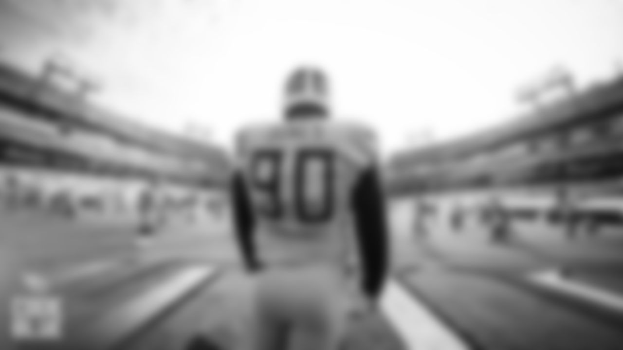 The Tennessee Titans versus the Cleveland Browns at Nissan Stadium on DECEMBER 06, 2020 in Nashville, TN. Photo By Donald Page/Tennessee Titans