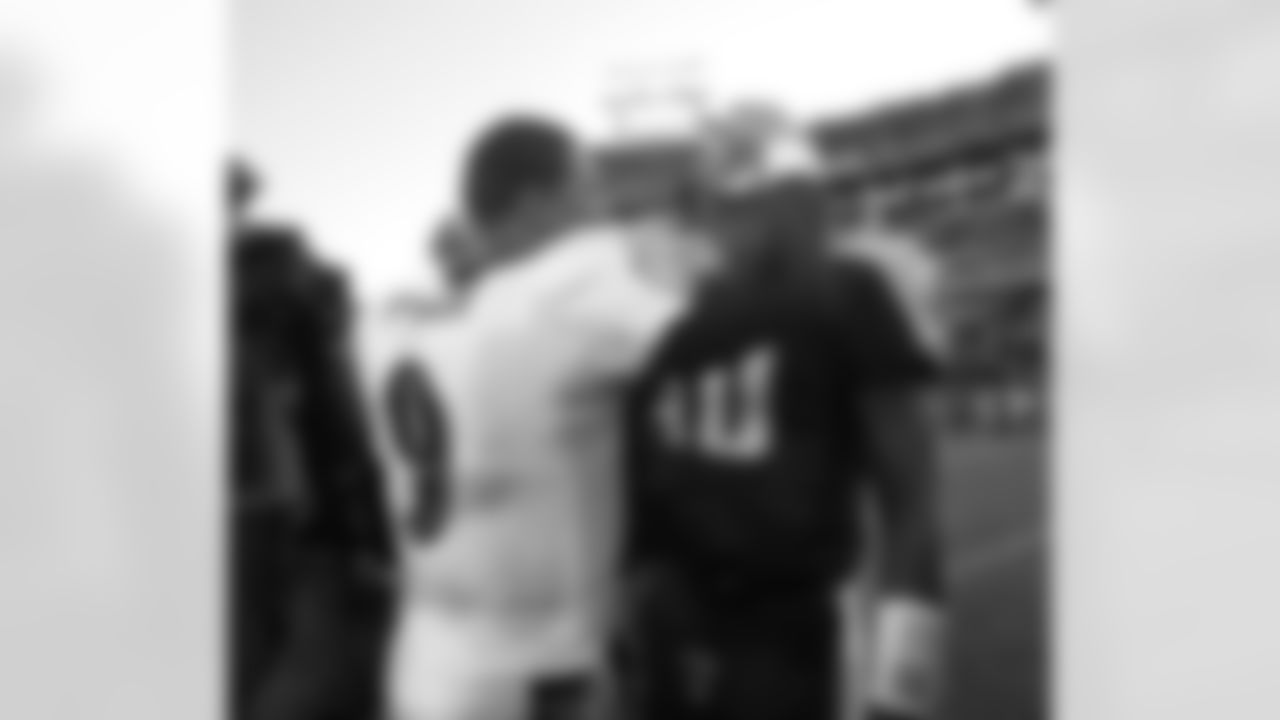 Steve McNair and Vince Young are two of the four quarterbacks selected by the Titans/Oilers franchise from the third spot in the NFL Draft.