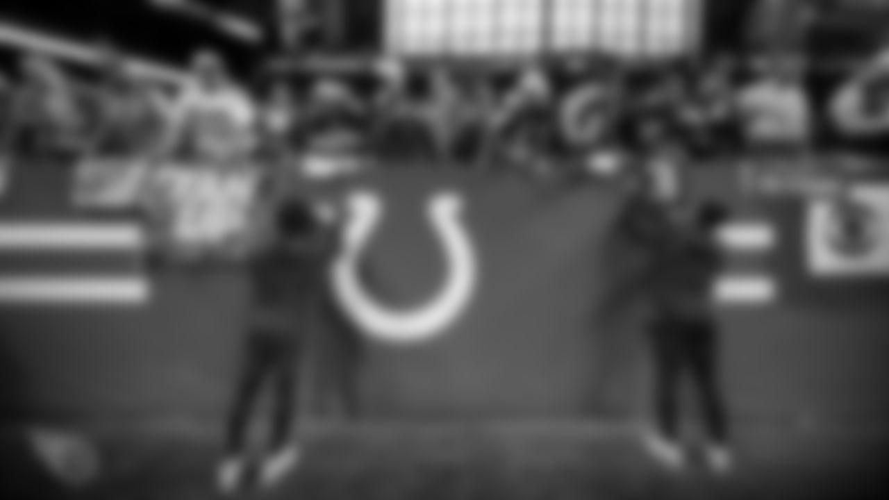 INDIANAPOLIS, IN - DECEMBER 01, 2019 - The Tennessee Titans take on the Indianapolis Colts at Lucas Oil Stadium in Indianapolis, IN. Photo By Donald Page/Tennessee Titans