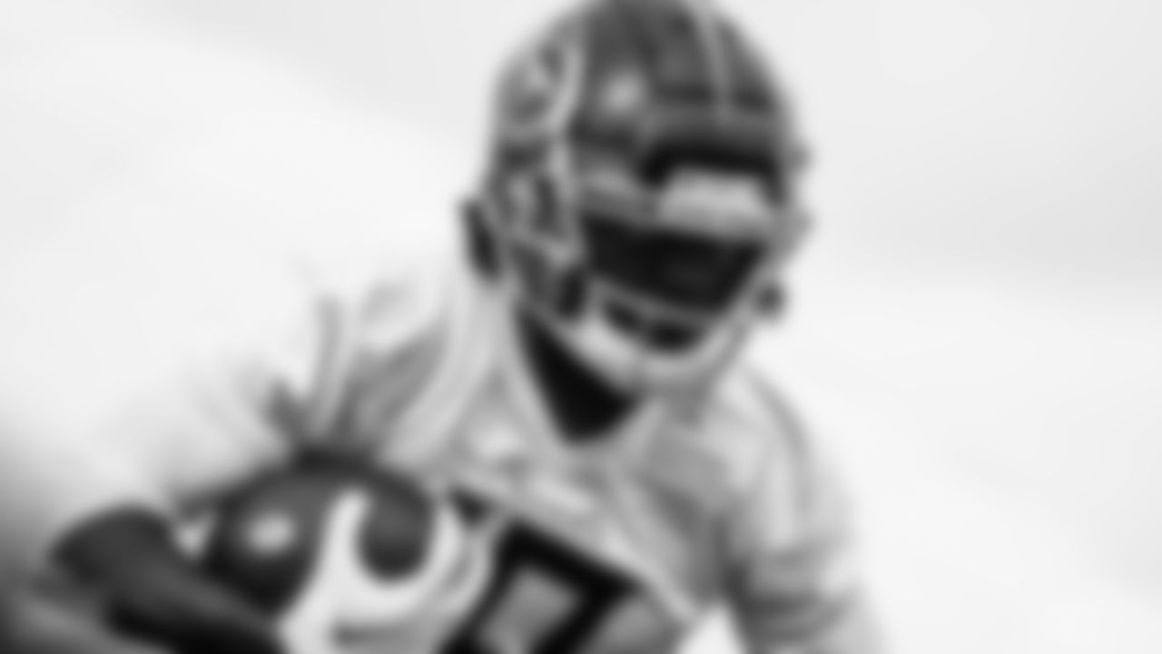 Wide receiver Chris Conley #19 of the Tennessee Titans during practice at Ascension Saint Thomas Sports Park on October 26, 2022 in Nashville, TN. Photo By Cameron Faulkner/Tennessee Titans