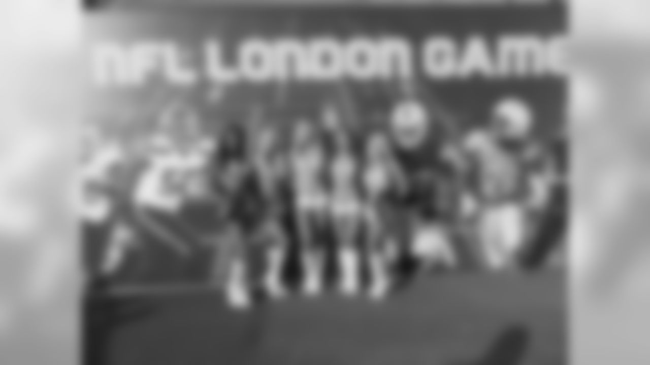 cheer2018london-sun56858