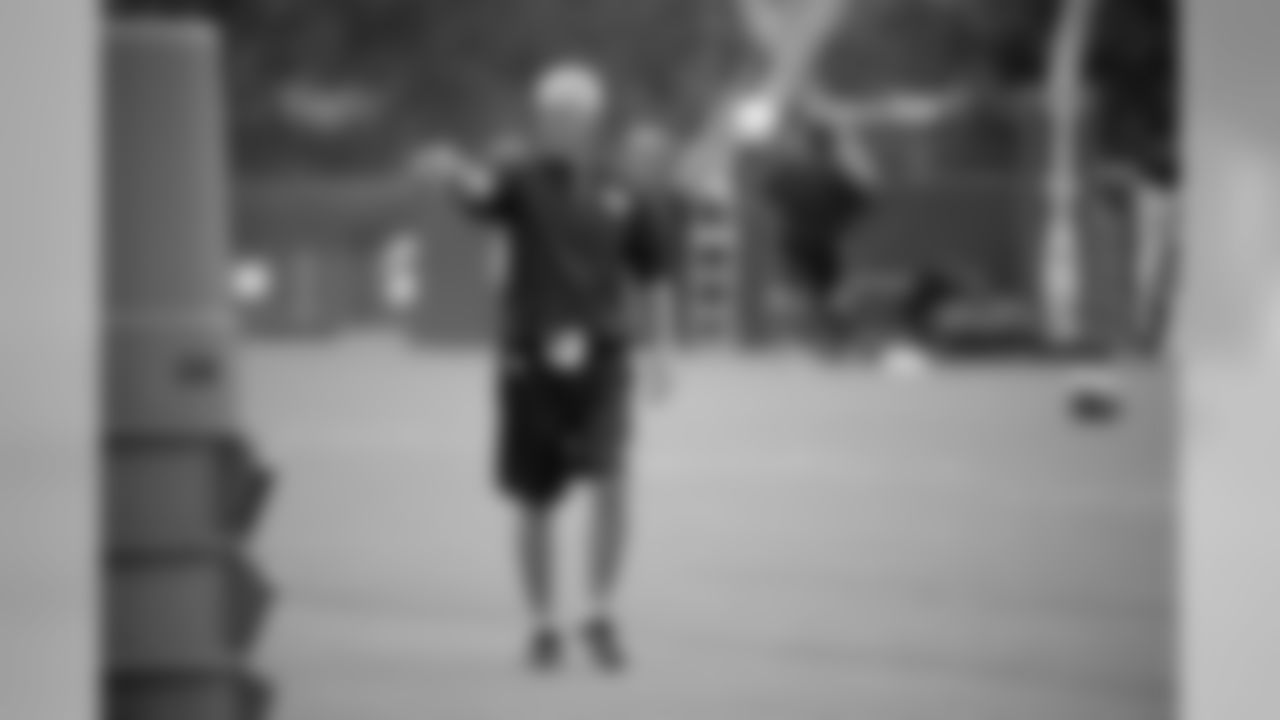 training-camp-buccaneers-180816b44110