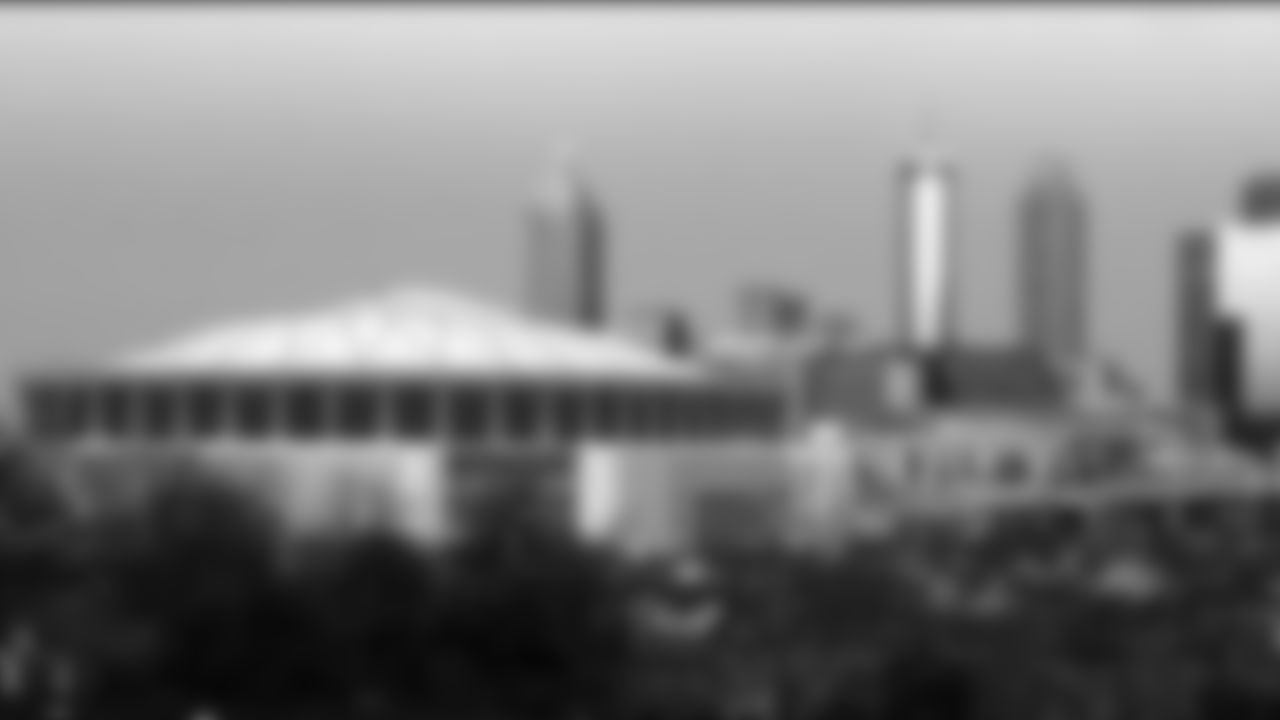 Night falls over the Georgia Dome and the city of Atlanta on Wednesday, Jan. 26, 2000. The Georgia Dome is the site of Super Bowl XXXIV which will feature the St. Louis Rams against the Tennessee Titans on Sunday. (AP Photo/Dave Martin)