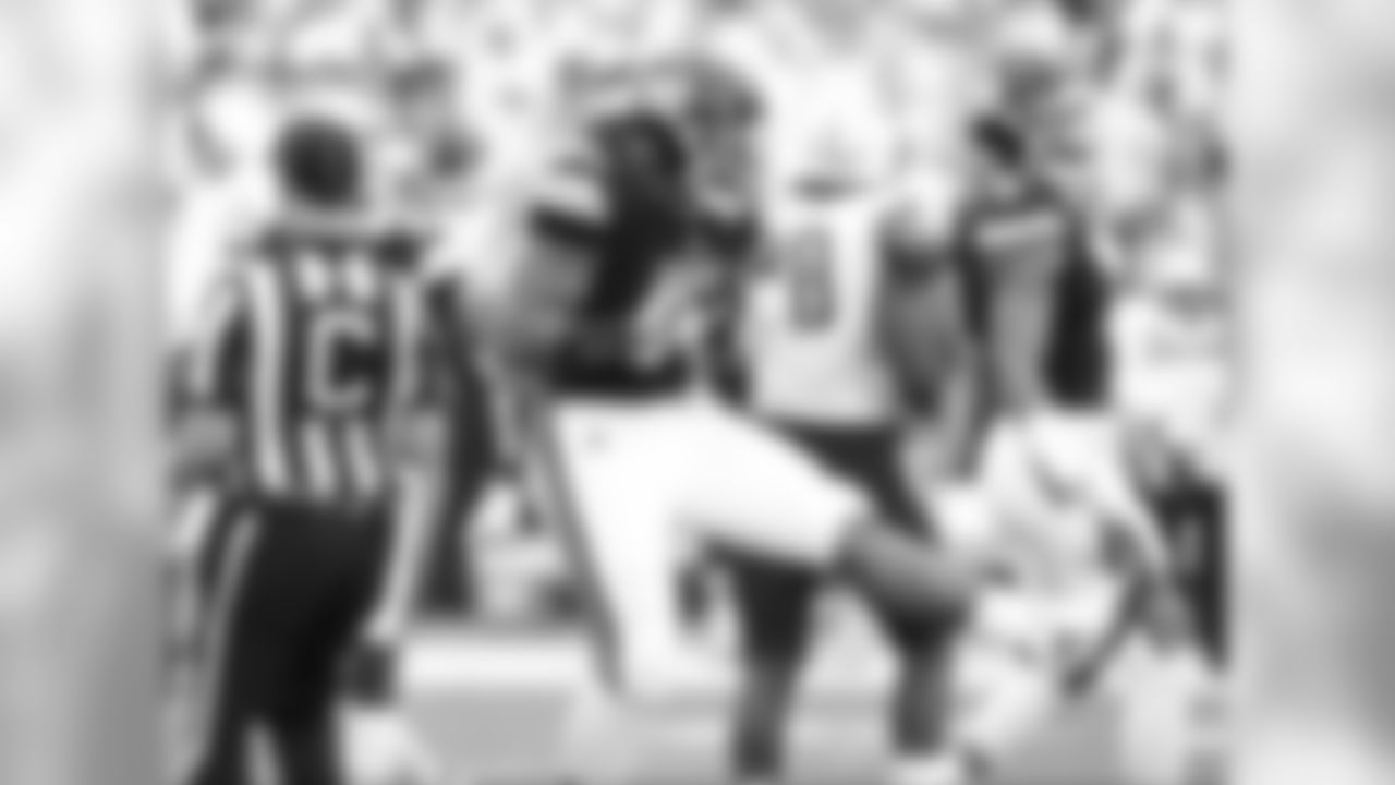 09-02-17 FB vs. Charleston Southern
Jeffrey Simmons #94
Photo by Kelly Price