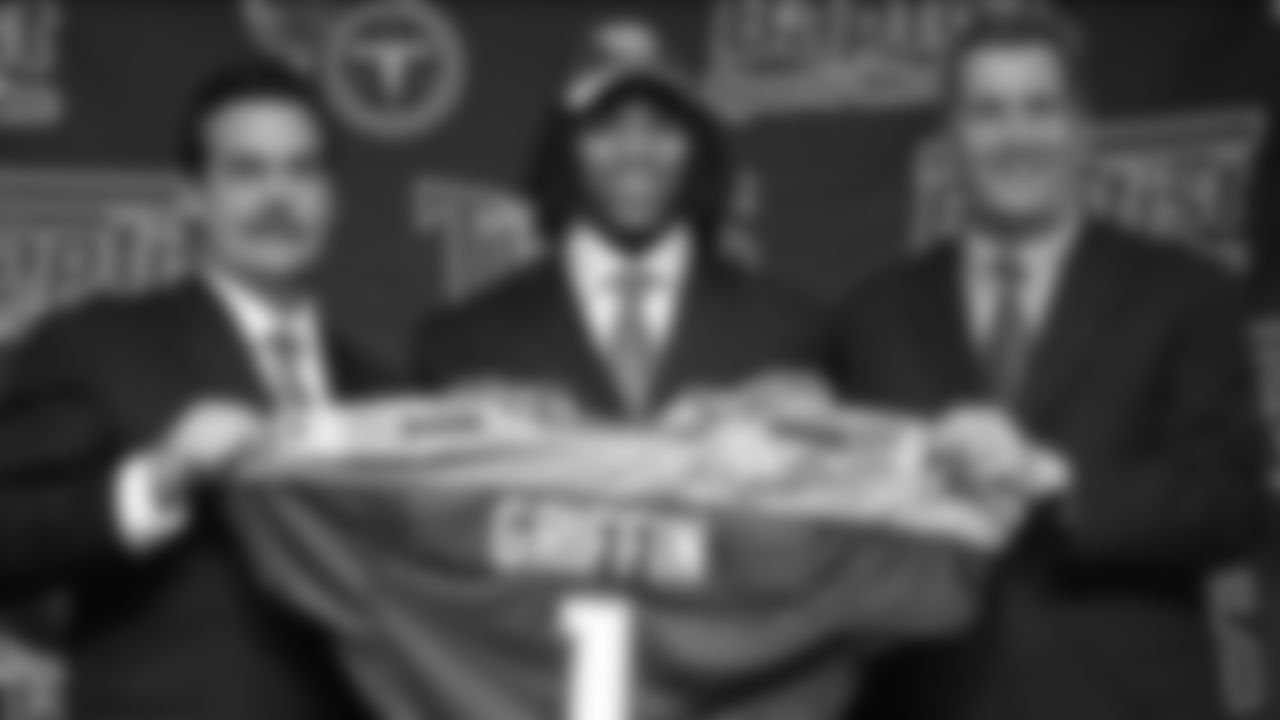 2007 | Round 1 | Pick: 19 | S Michael Griffin - Texas