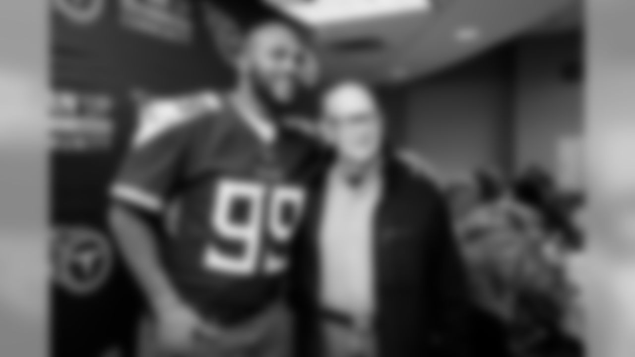 casey2018community63698seqn}