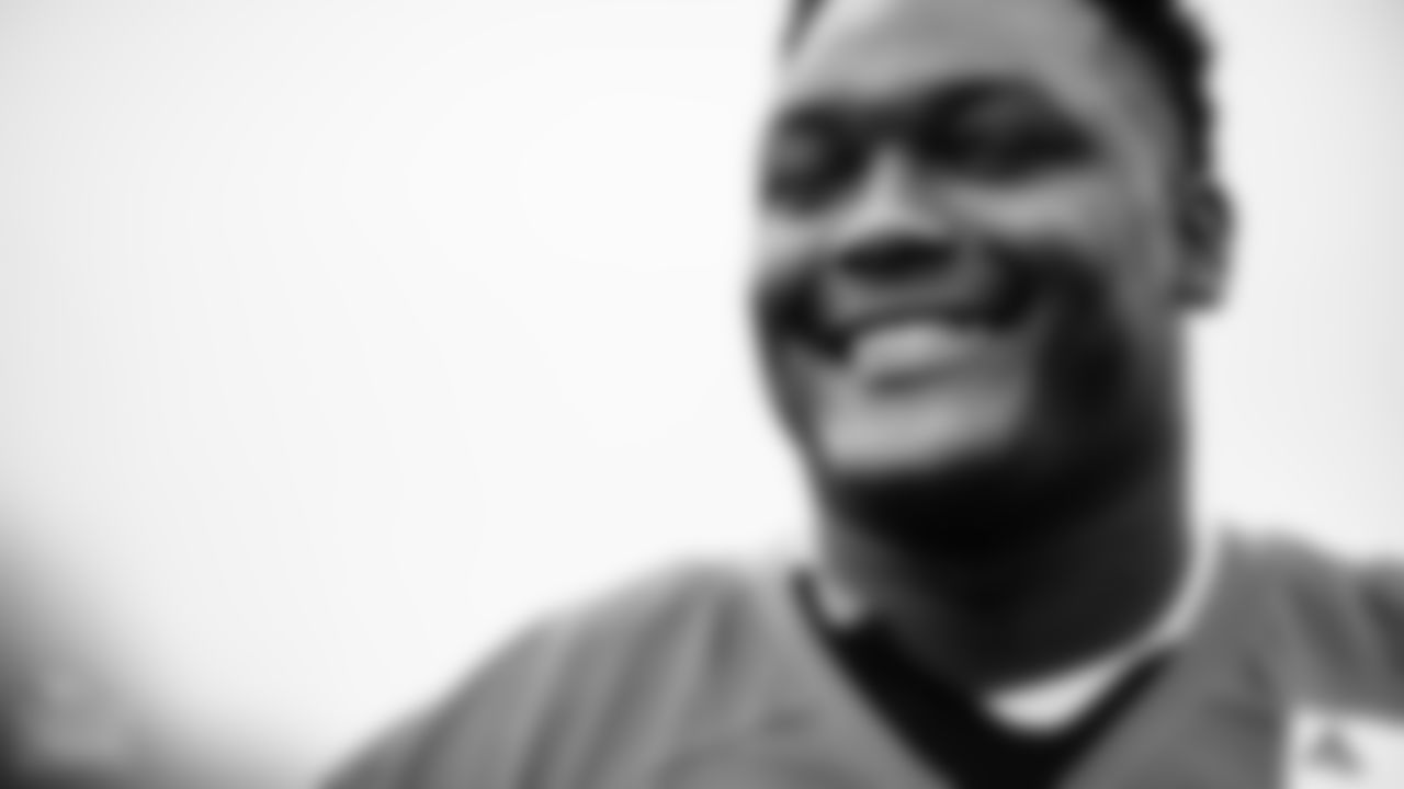 Defensive tackle Naquan Jones #90 of the Tennessee Titans during training camp at Ascension Saint Thomas Sports Park on July 28, 2022 in Nashville, TN. Photo By Cameron Faulkner/Tennessee Titans