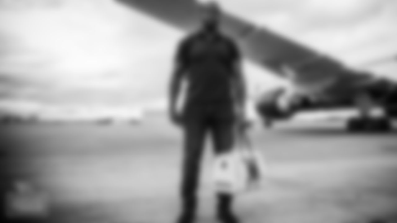 Linebacker Joe Jones #42 of the Tennessee Titans on the tarmac for travel day to Pittsburgh for game vs the Jaguars on October 09, 2021 in Nashville, TN. Photo By Cameron Faulkner/Tennessee Titans