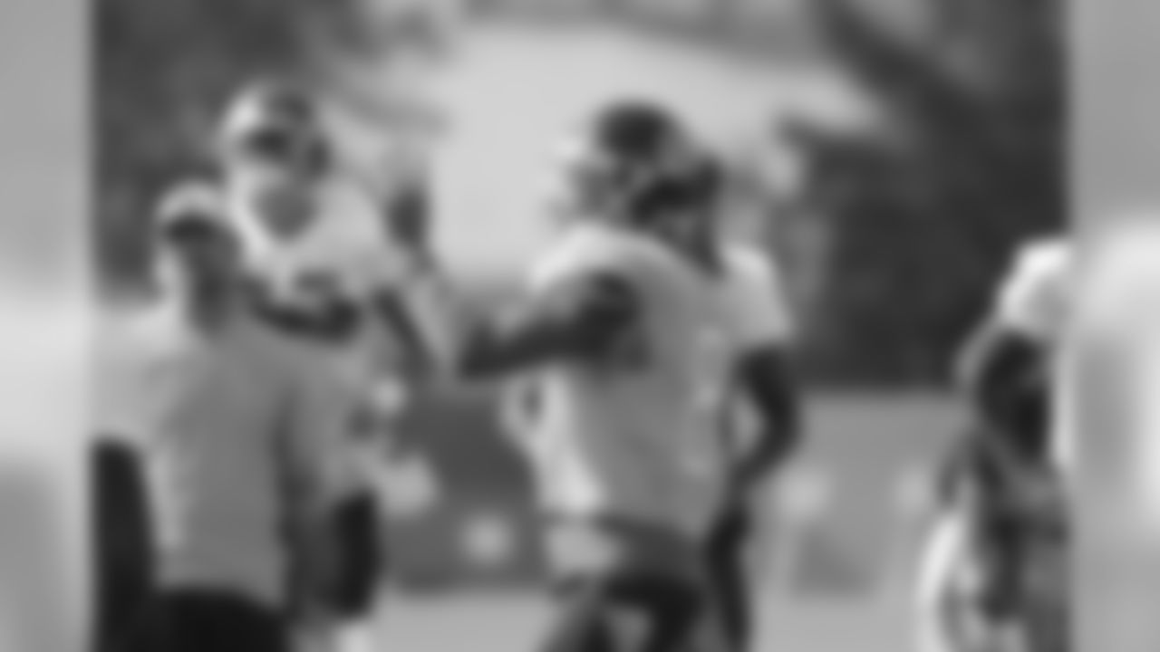 titans-bucs-practice-180815b43804