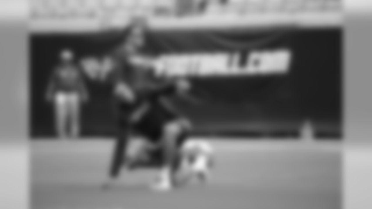 titans-jaguars-pregame2018-road50027