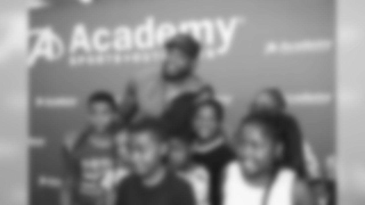 NASHVILLE, TN - JULY 24, 2019 - Running back Derrick Henry #22 of Tennessee Titans partners with Academy Sports + Outdoors to take 30 kids from the Boys and Girls Club of Middle Tennessee shopping for back to school clothes and shoes in Nashville, TN. Photo By Donald Page/Tennessee Titans