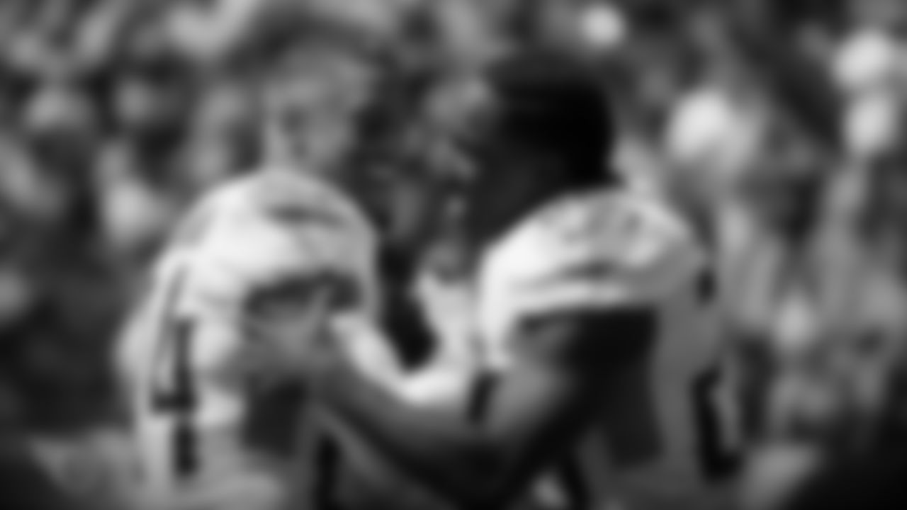 NASHVILLE, TN - SEPTEMBER 15, 2019 - Safety Kenny Vaccaro #24 and Cornerback Adoree' Jackson #25 of the Tennessee Titans before the game between the Tennessee Titans and the Indianapolis Colts at Nissan Stadium in Nashville, TN. Photo By Caleb Jones/Tennessee Titans
