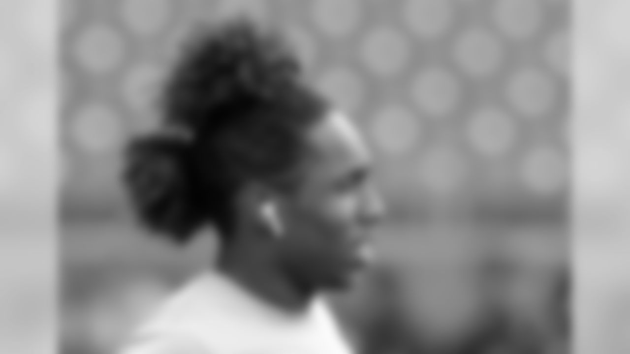 Tennessee Titans cornerback Adoree' Jackson warms up before an NFL football game between the Titans and the Houston Texans Sunday, Sept. 16, 2018, in Nashville, Tenn. (AP Photo/Mark Zaleski)
