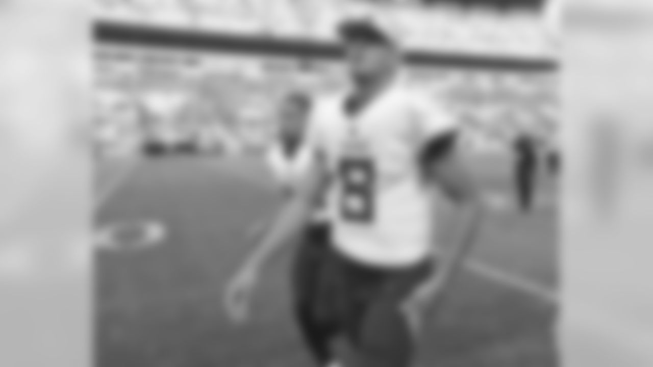 Tennessee Titans quarterback Marcus Mariota (8) walsk off the field after an NFL preseason football game against the Pittsburgh Steelers, Saturday, Aug. 25, 2018, in Pittsburgh. The Steelers won 16-6. (AP Photo/Don Wright)
