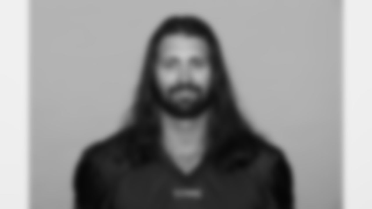 QB Charlie Whitehurst
