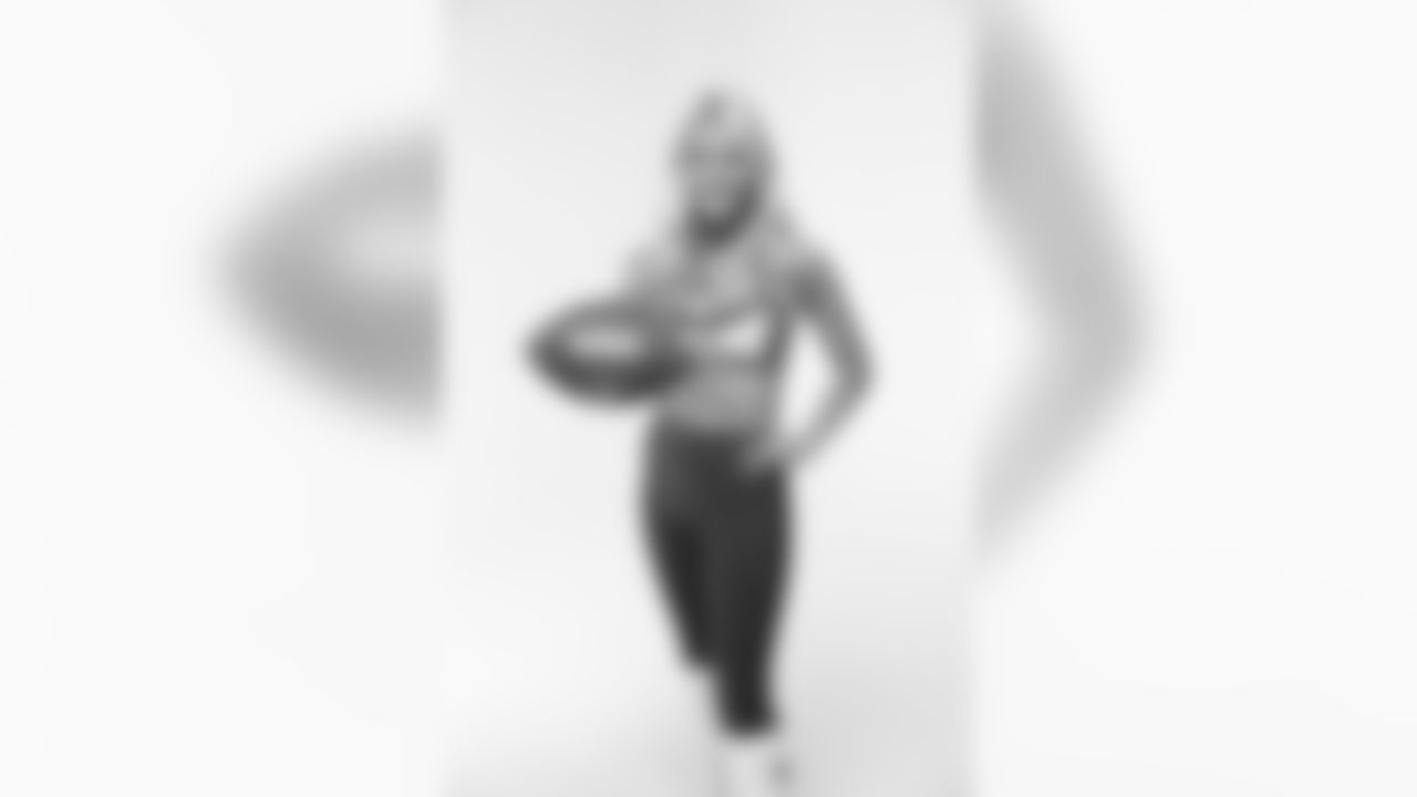 Tennessee Titans Cheerleader uniform shoot on June 18, 2018. Photos by Donn Jones Photography