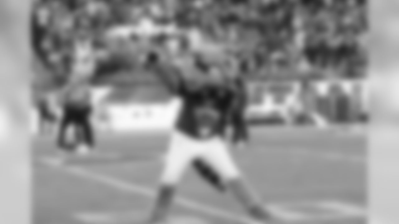 titans2018jets-cheer363411