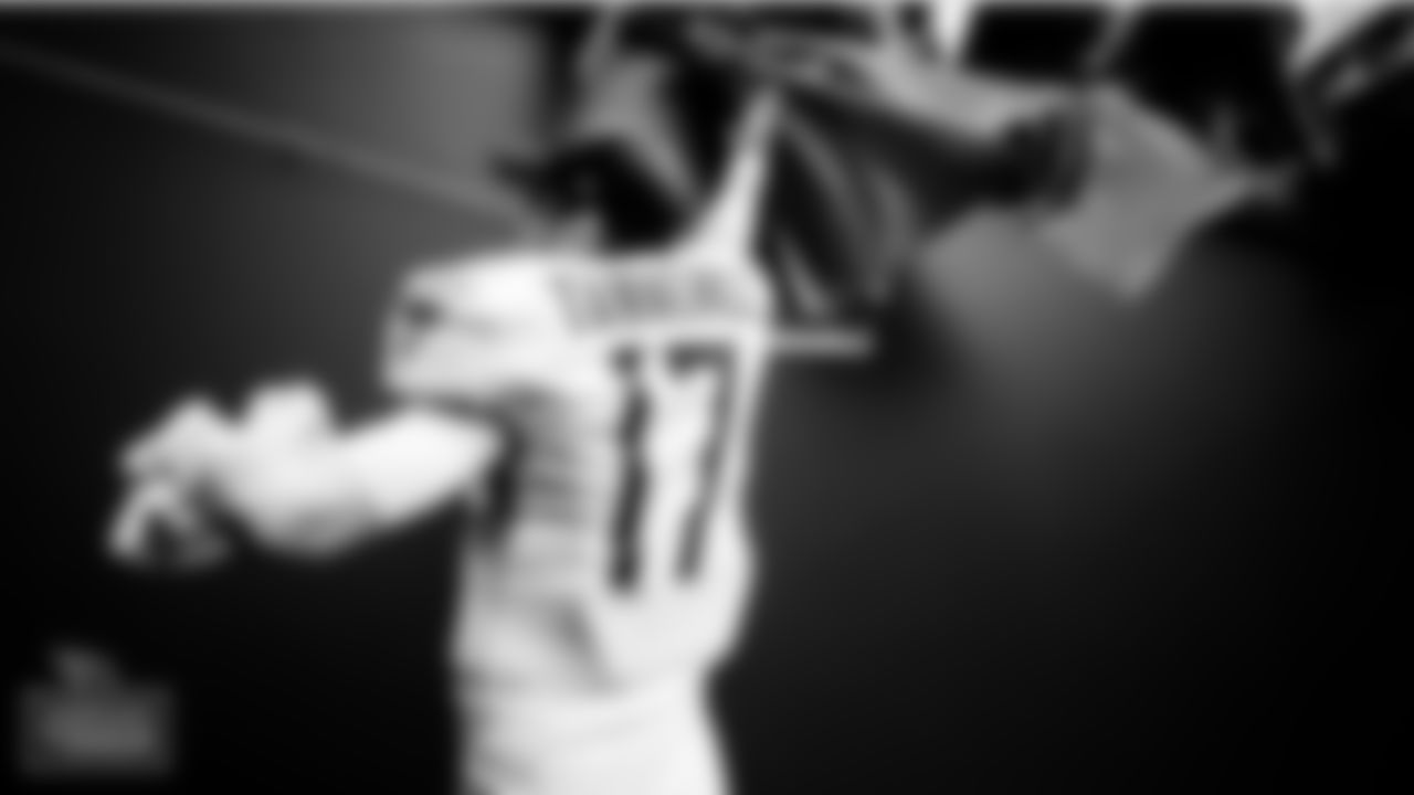 Quarterback Ryan Tannehill #17 of the Tennessee Titans in the tunnel after the away game between the Tennessee Titans and the Seattle Seahawks at Lumen Stadium on SEPTEMBER 19, 2021 in Seattle, WA. Photo By Donald Page/Tennessee Titans