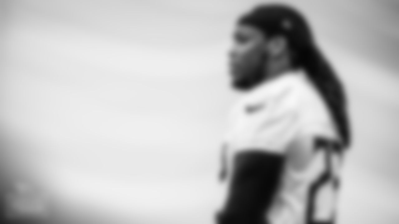 NASHVILLE, TN - JANUARY 06, 2022 - Running back Derrick Henry #22 of the Tennessee Titans during practice at Saint Thomas Sports Park in Nashville, TN. Photo By Donald Page/Tennessee Titans