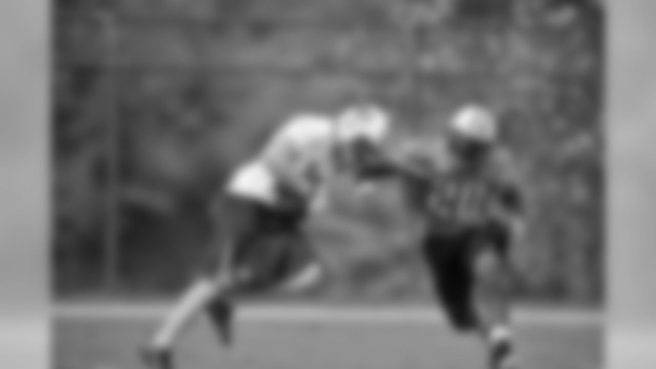 Titans rookies take part in their first practice at Baptist Sports Park on Friday, April 30, 2010.