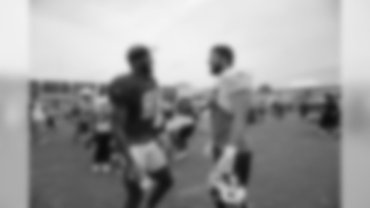 training-camp-buccaneers-180816d44249
